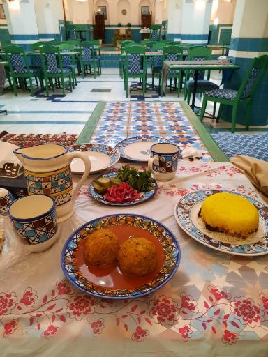 عکس حمام خان یزد و سفره خانه حمام خان