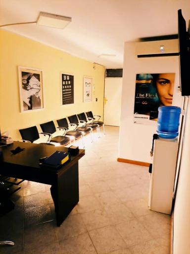 عکس چشم پزشکی اپتومتری و عینک مارون