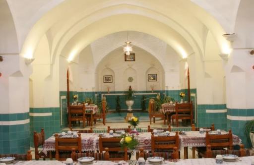 عکس حمام خان یزد و سفره خانه حمام خان
