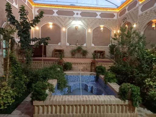 عکس کافه زندیه