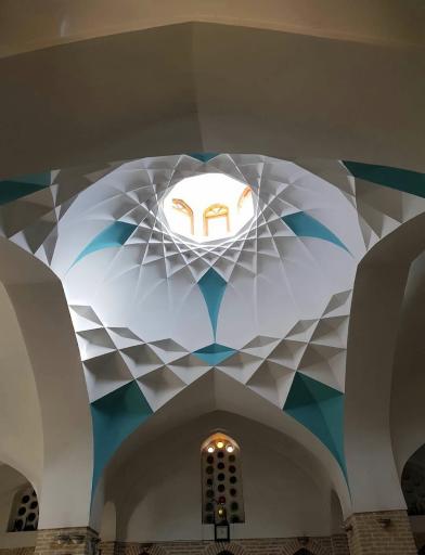 عکس حمام خان یزد و سفره خانه حمام خان