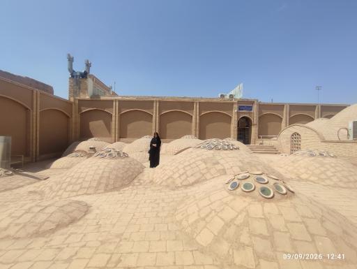 عکس حمام خان یزد و سفره خانه حمام خان