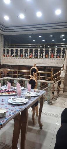 عکس رستوران لوکس زرین 