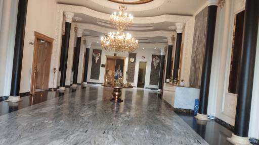 عکس تالار کلاسیک غرب