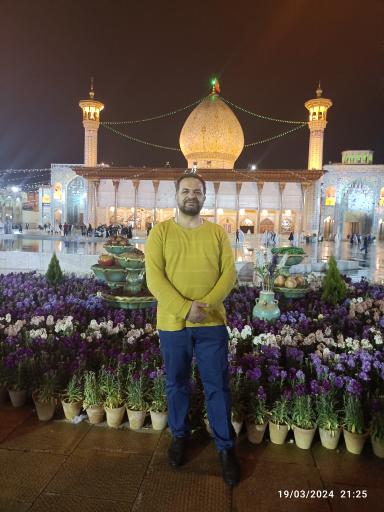 عکس صحن مطهر حضرت احمد بن موسی (شاهچراغ)