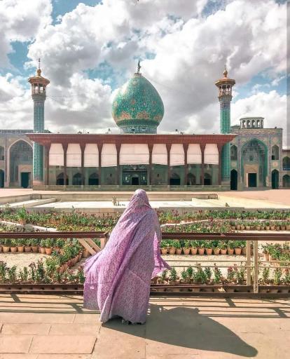 صحن مطهر حضرت احمد بن موسی (شاهچراغ)