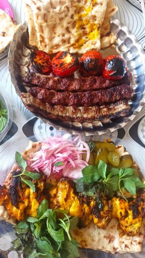 عکس وقت کباب