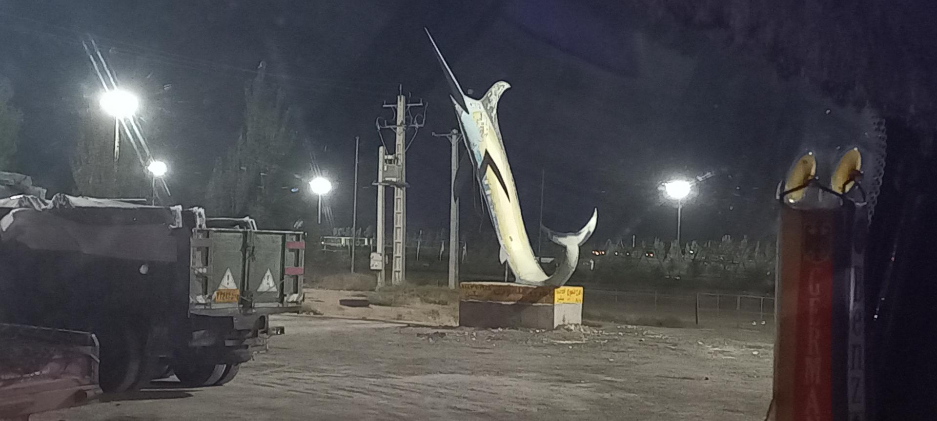 عکس رستوران ماهی خوران