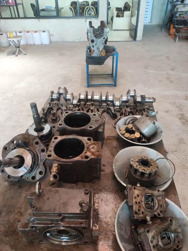 عکس سنگین کاران نقش جهان