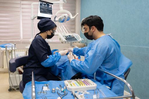 دندانپزشکی تخصصی ایثار