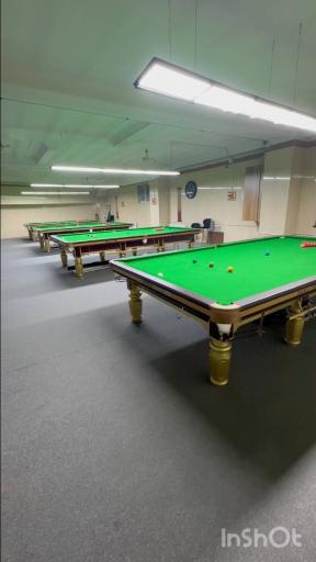 عکس آکادمی اسنوکر و بیلیارد امیر