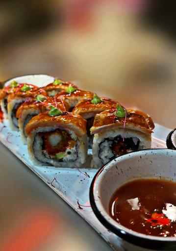 عکس مرتیا رسترو سوشی خونه گرگان