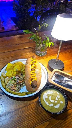 عکس مرتیا رسترو سوشی خونه گرگان