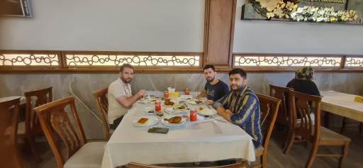 رستوران اکبر جوجه