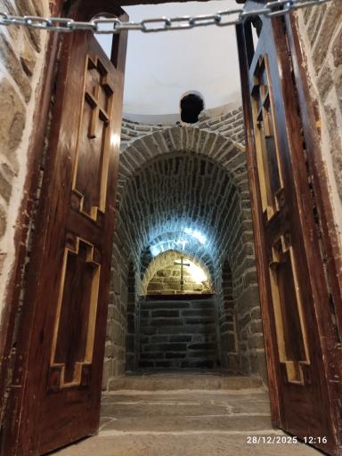 عکس کلیسا مریم مقدس (ننه مریم)