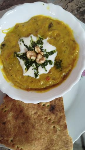 عکس تهیه غذای آشپزخانه فوری