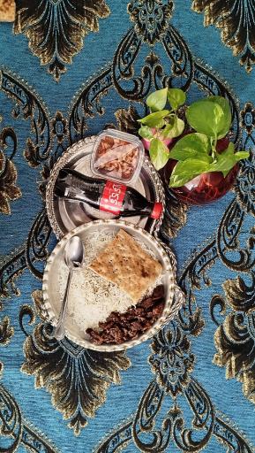 عکس تهیه غذای آشپزخانه فوری