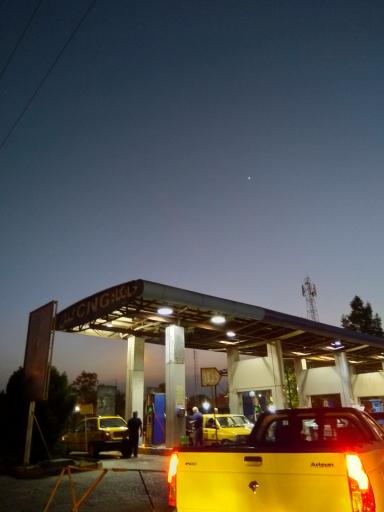 عکس جایگاه گاز CNG گیل