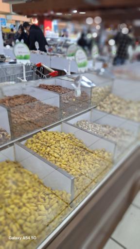 عکس هایپر مارکت نجم خاورمیانه