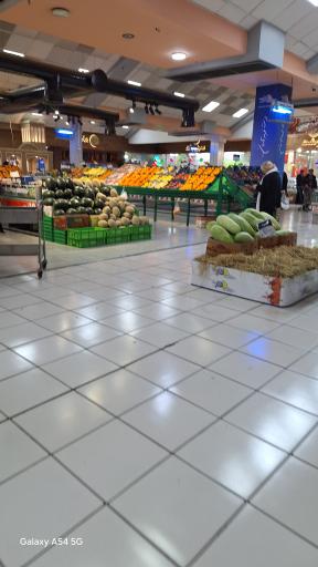 عکس هایپر مارکت نجم خاورمیانه