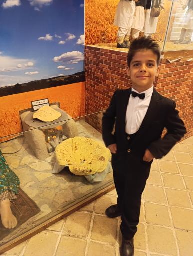 عکس موزه نان کارخانه نان مزرعه