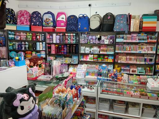 لوازم تحریر پیشرو