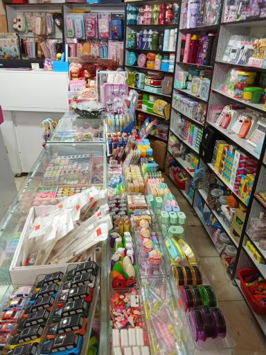 عکس لوازم تحریر پیشرو