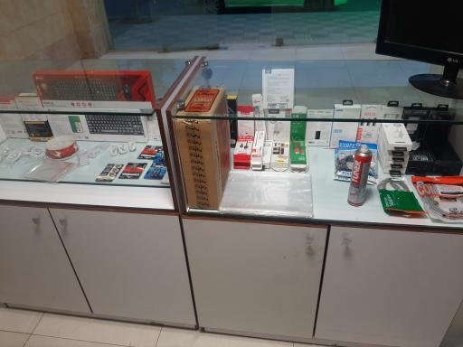 عکس مرکز تعمیرات تخصصی لپ تاپ و کامپیوتر