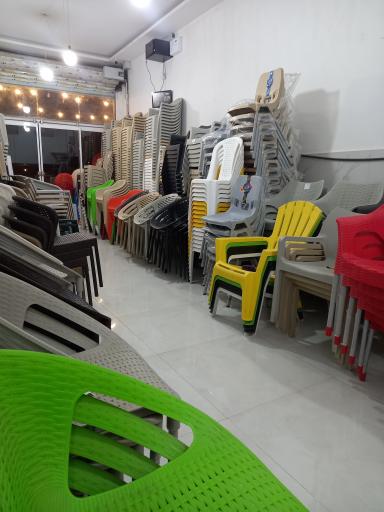 عکس میز و صندلی باغی