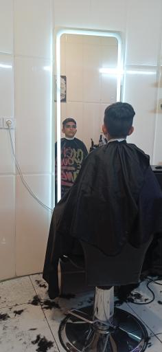 عکس آرایشگاه مردانه علی