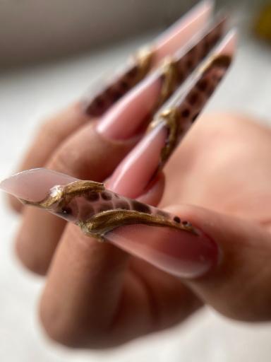 عکس سالن آرایش و زیبایی دریا