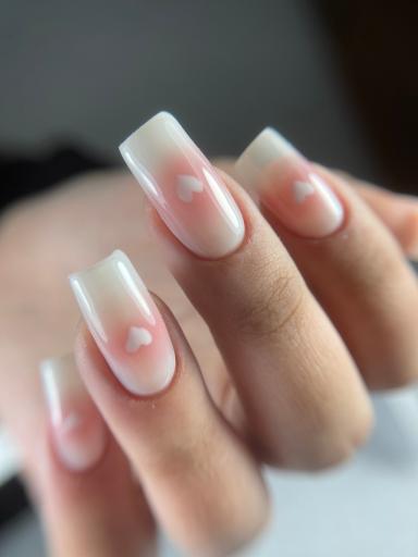 عکس سالن آرایش و زیبایی دریا