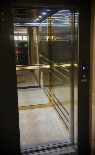 عکس صنایع آسانسور سیلور کابین