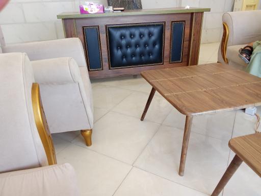 عکس بنگاه املاک بالاچ