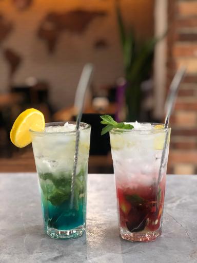 عکس کافه کاکتوس