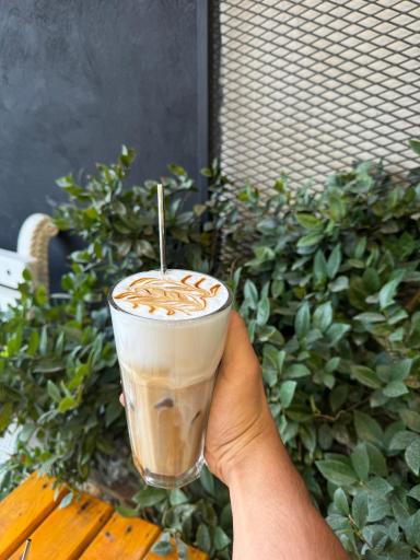 عکس کافه کاکتوس