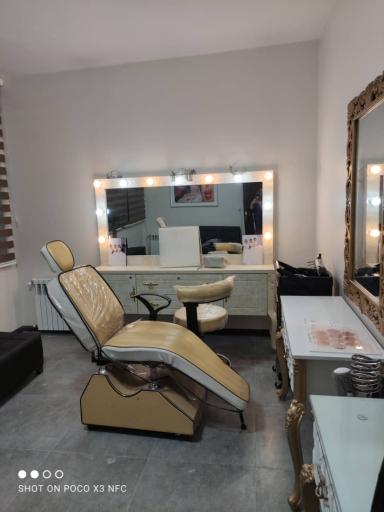 عکس سالن زیبایی رزالین