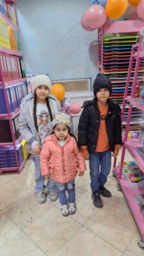 عکس لوازم تحریر پالت رنگی