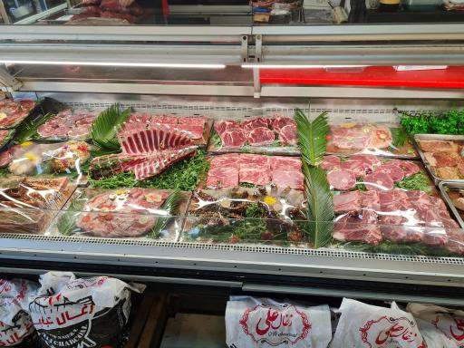 عکس هایپر مارکت شبانه روزی درنا