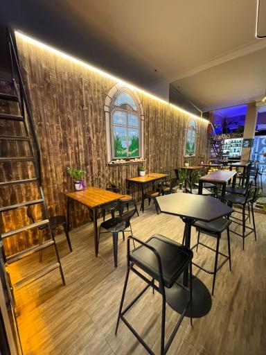 کافه قهوه سایمان