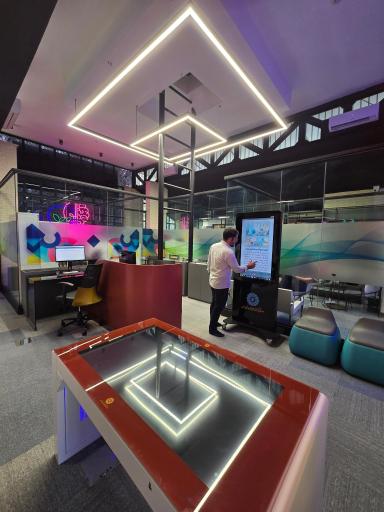 عکس کتابخانه آینده (شهید فخری زاده)