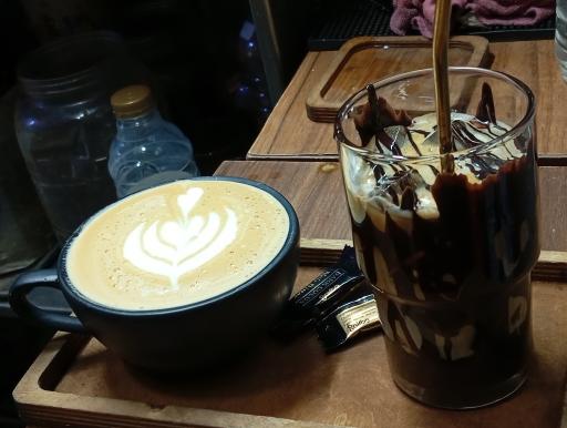 عکس کافه خان