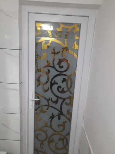 عکس جام بالکنی شهر شیشه ای