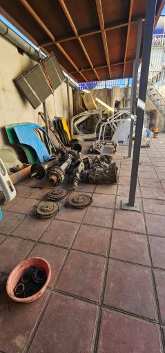 عکس استوک ایسوزو موسی زاده