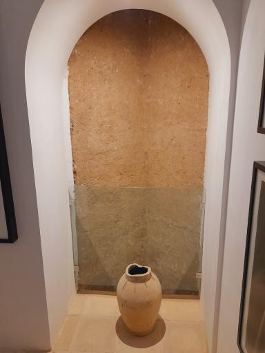 عکس خانه لوسی