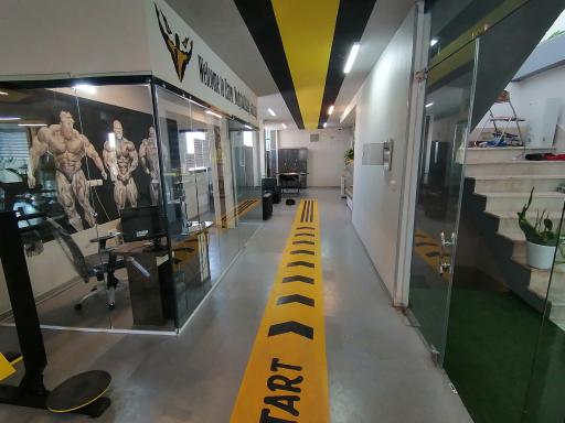 عکس باشگاه بدنسازی اِرم