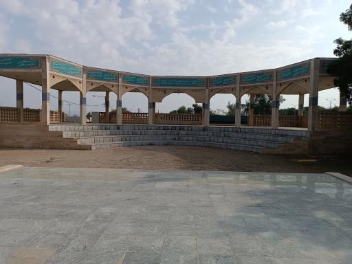 عکس آرامگاه دکتر قیصر امین‌پور