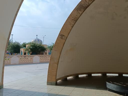 عکس آرامگاه دکتر قیصر امین‌پور