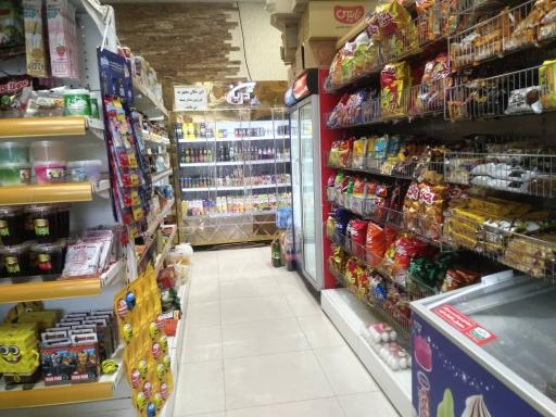 عکس هایپر مارکت گلددریان