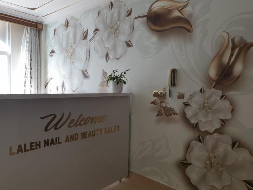 عکس سالن زیبایی لاله